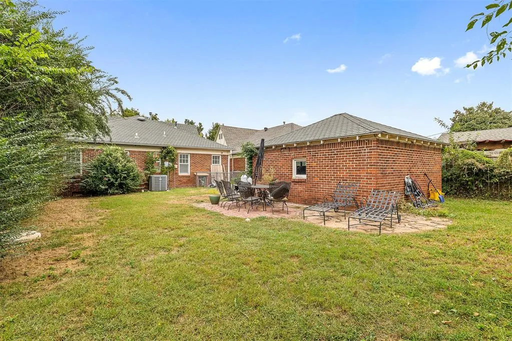 Photo 22 — 218 NW 31st Street, Oklahoma City, OK 73118