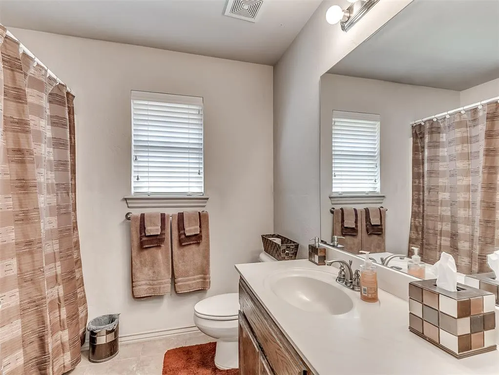 Photo 26 — 8005 John Robert Drive, Oklahoma City, OK 73135