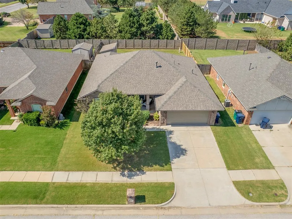 Photo 34 — 8005 John Robert Drive, Oklahoma City, OK 73135