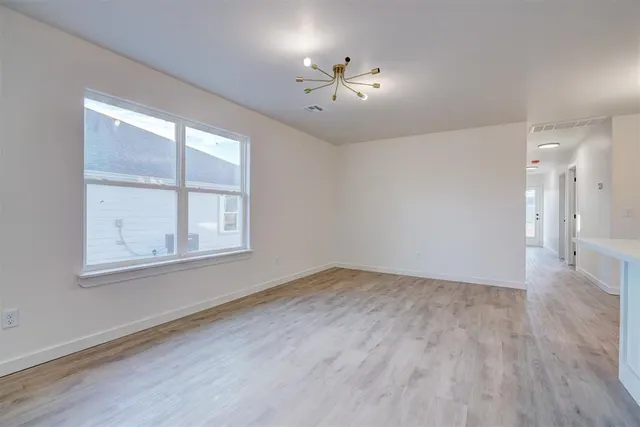 Photo 4 — 224 NW 122nd Street A, Oklahoma City, OK 73114