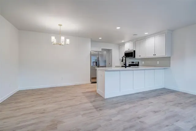 Photo 6 — 224 NW 122nd Street A, Oklahoma City, OK 73114