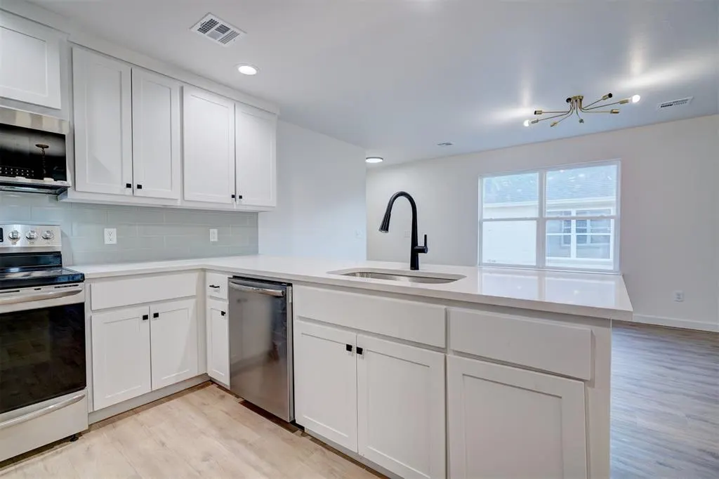 Photo 11 — 224 NW 122nd Street A, Oklahoma City, OK 73114