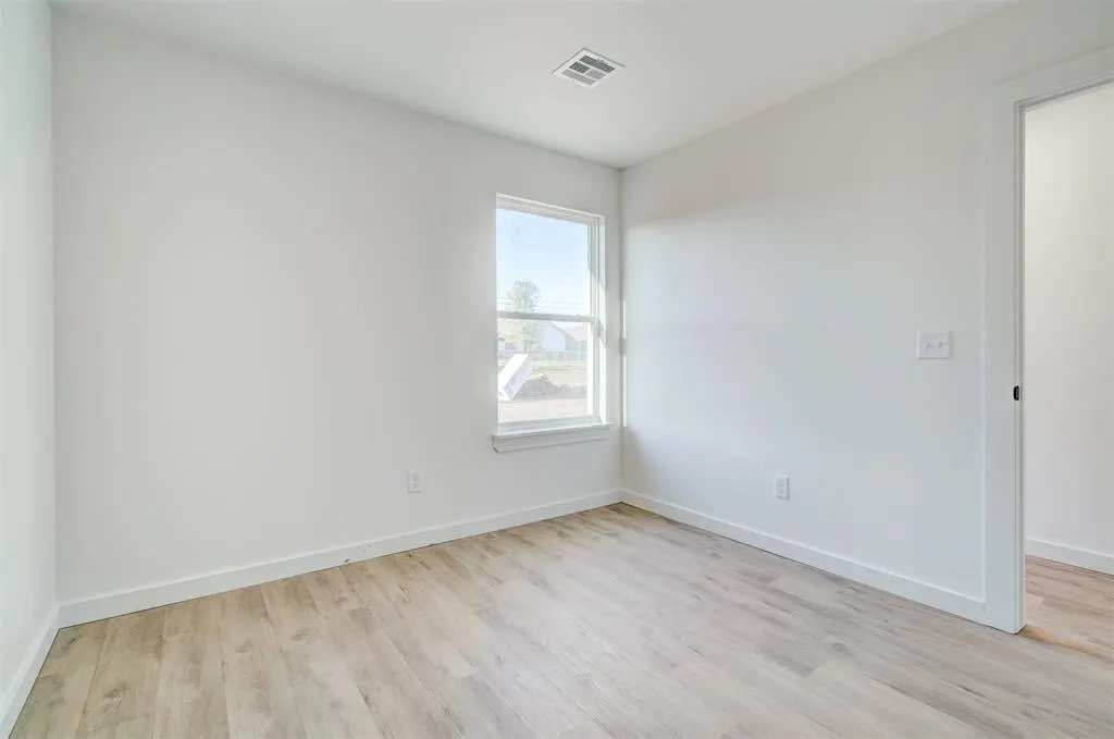 Photo 21 — 224 NW 122nd Street A, Oklahoma City, OK 73114