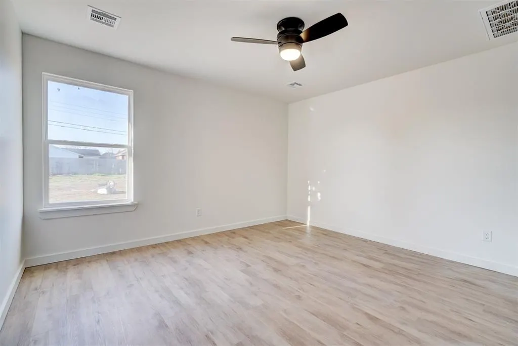 Photo 23 — 224 NW 122nd Street A, Oklahoma City, OK 73114