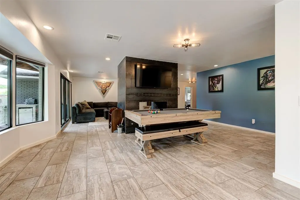 Photo 11 — 217 NW 40th Street, Oklahoma City, OK 73118