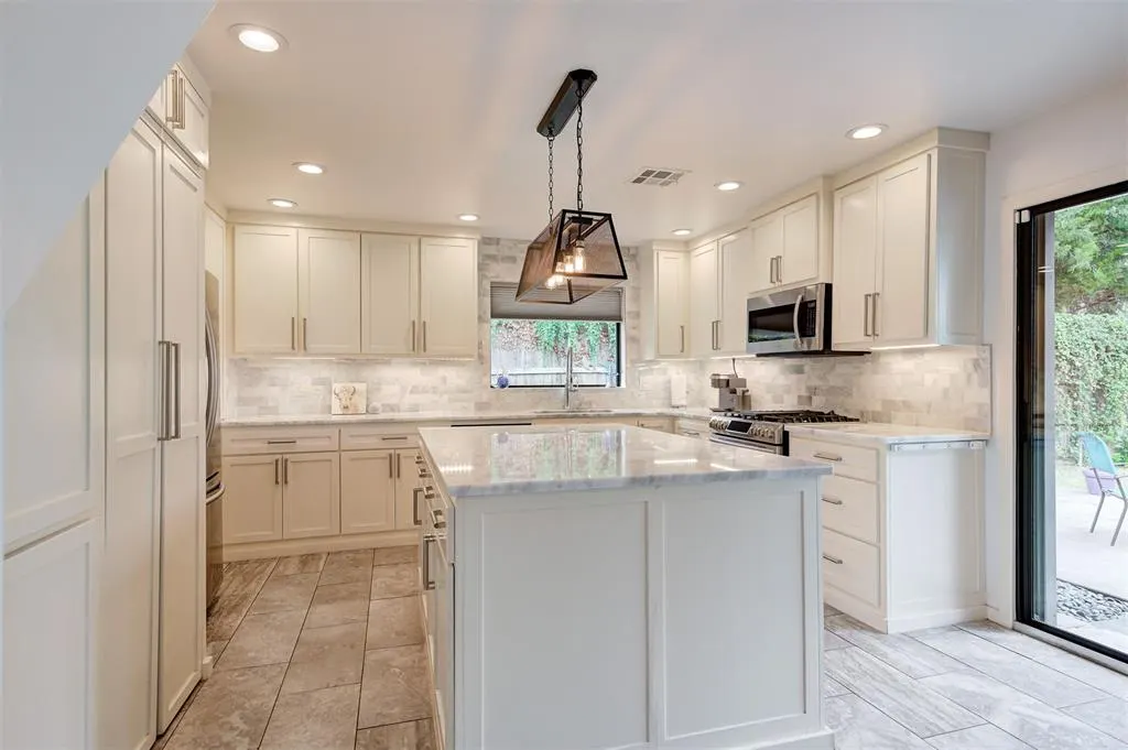 Photo 17 — 217 NW 40th Street, Oklahoma City, OK 73118