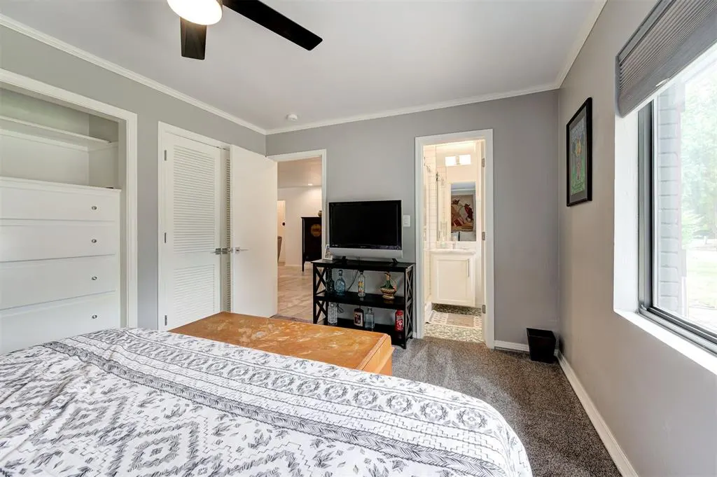 Photo 32 — 217 NW 40th Street, Oklahoma City, OK 73118