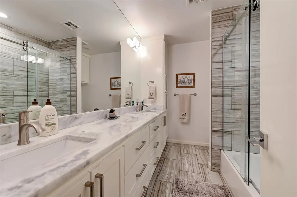 Photo 37 — 217 NW 40th Street, Oklahoma City, OK 73118