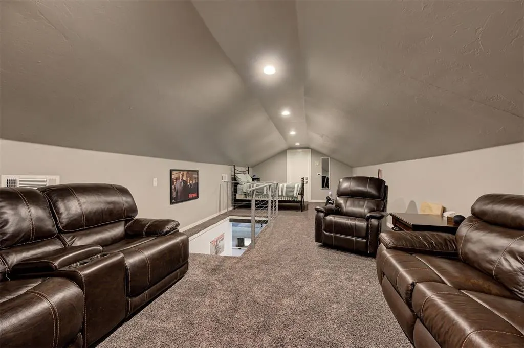 Photo 41 — 217 NW 40th Street, Oklahoma City, OK 73118