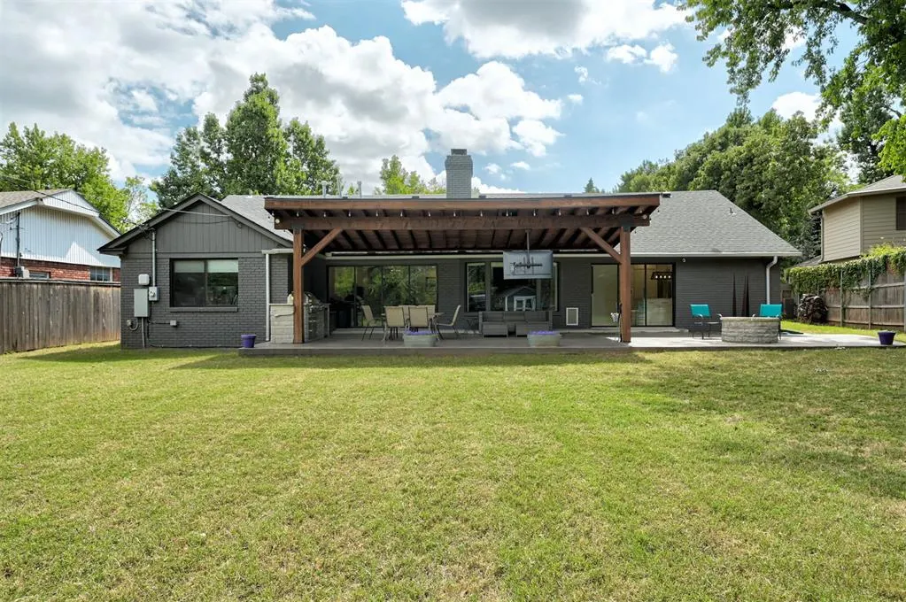Photo 49 — 217 NW 40th Street, Oklahoma City, OK 73118
