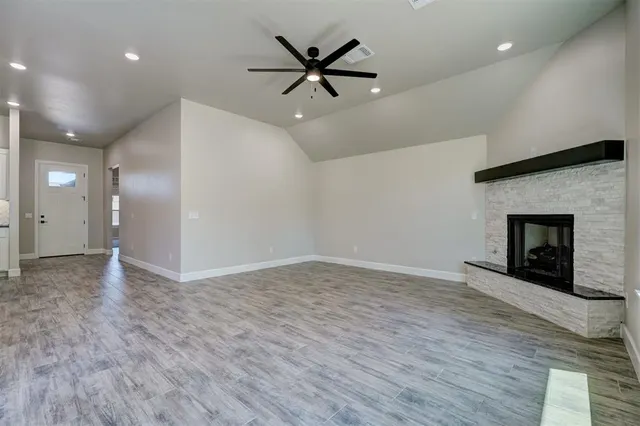 Photo 6 — 3014 Hollow Crest Lane, Norman, OK 73071