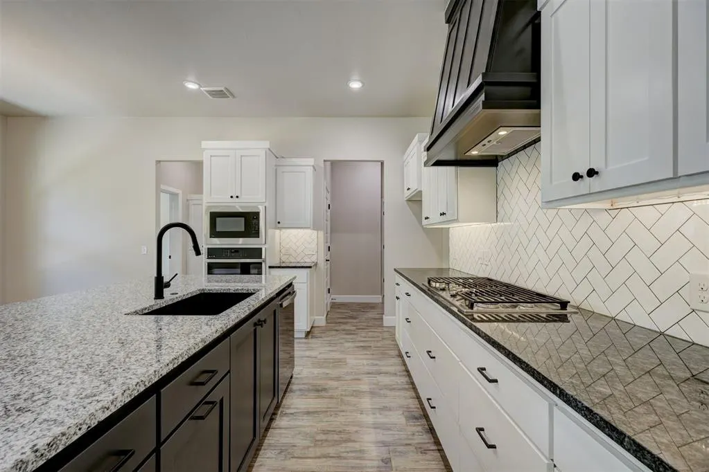 Photo 14 — 3014 Hollow Crest Lane, Norman, OK 73071