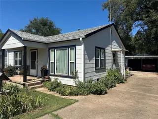 Sold home at 302 Fourth Street