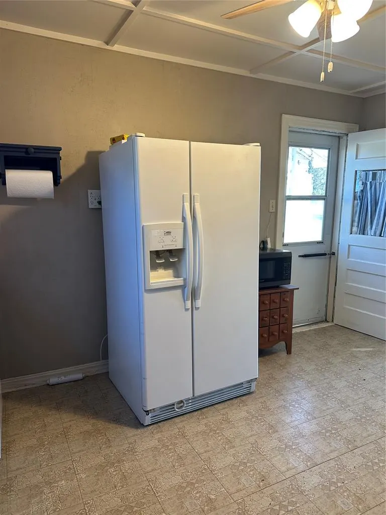 Photo 10 — 302 Fourth Street, Maysville, OK 73057
