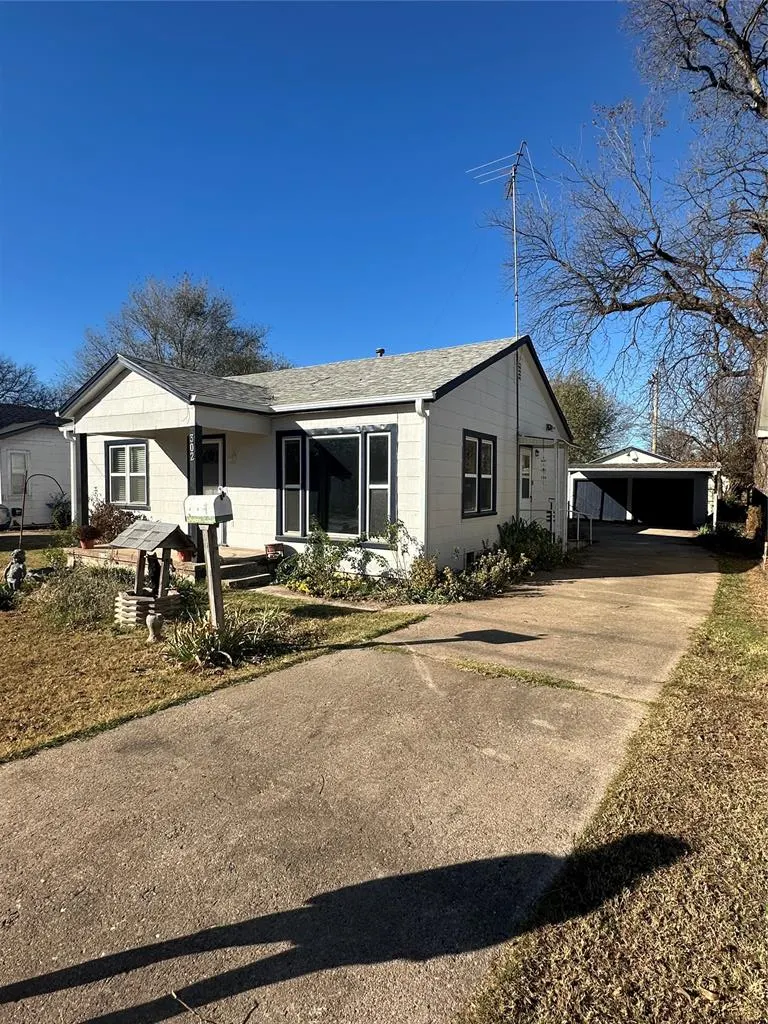 Photo 24 — 302 Fourth Street, Maysville, OK 73057