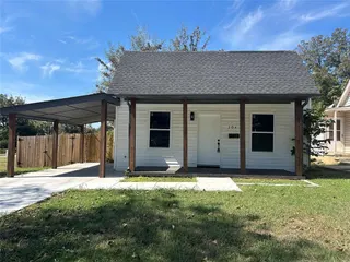 Sold home at 304 N Tucker Avenue