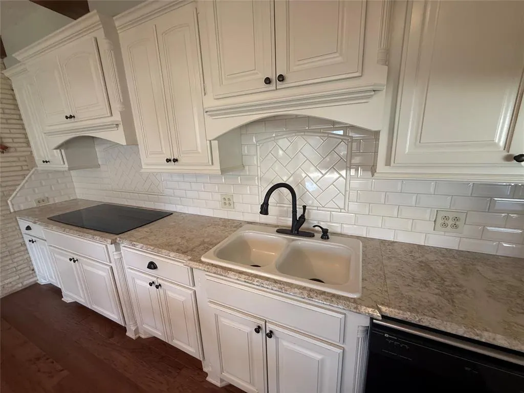Photo 48 — 905 SW 8th Street, Anadarko, OK 73005