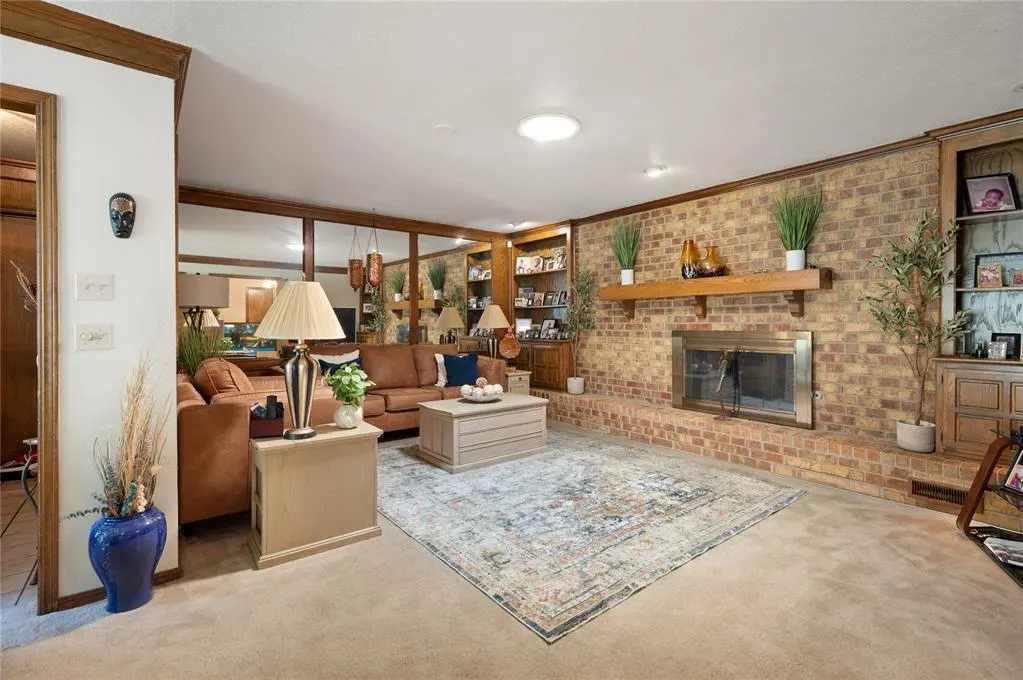 Photo 13 — 9606 Berkley Court, Oklahoma City, OK 73162