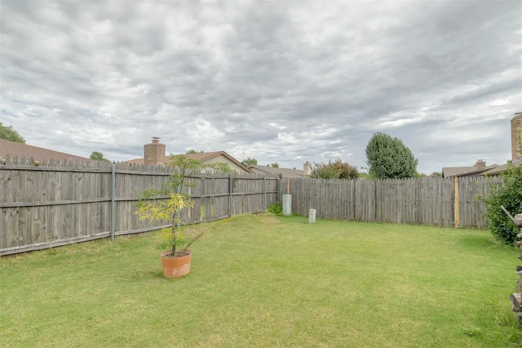 Photo 40 — 2525 SW 93rd Street, Oklahoma City, OK 73159