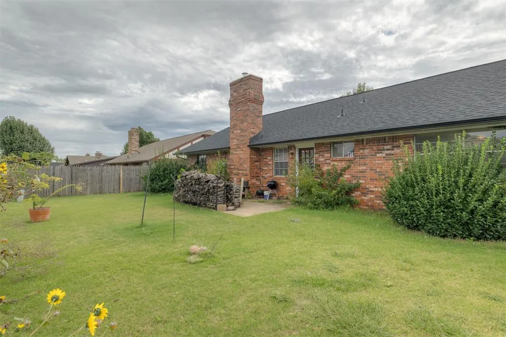 Photo 41 — 2525 SW 93rd Street, Oklahoma City, OK 73159