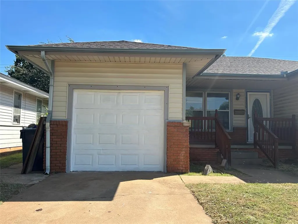 Photo 4 — 3208 N Warren Avenue, Oklahoma City, OK 73112