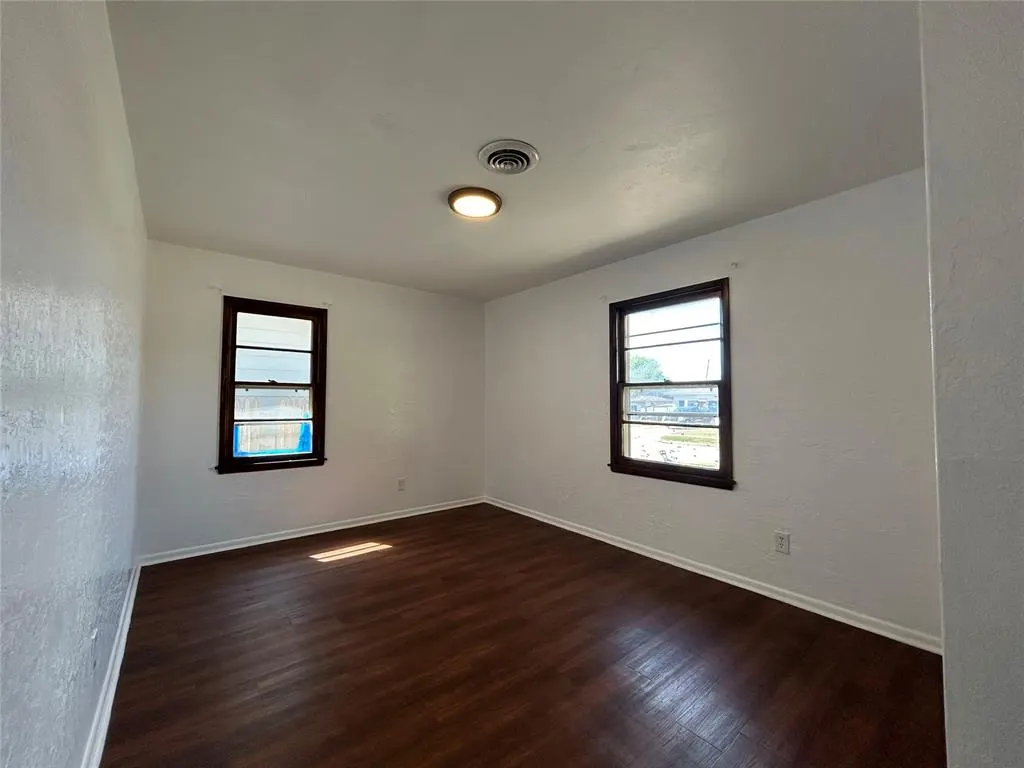 Photo 22 — 3208 N Warren Avenue, Oklahoma City, OK 73112