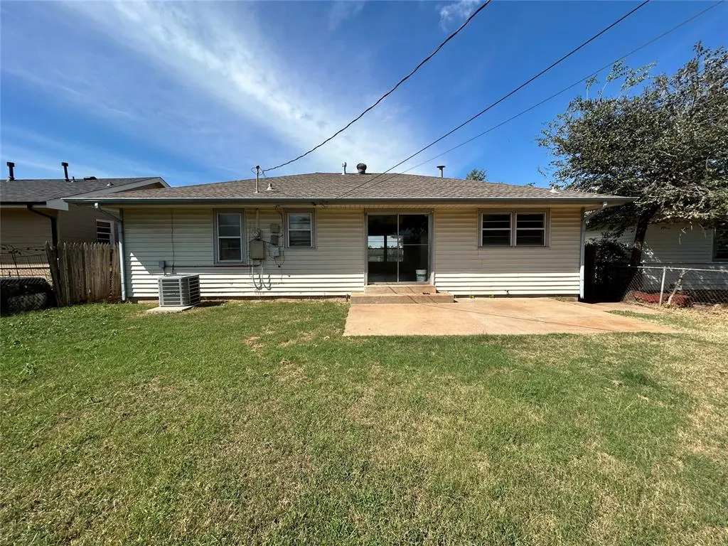 Photo 26 — 3208 N Warren Avenue, Oklahoma City, OK 73112