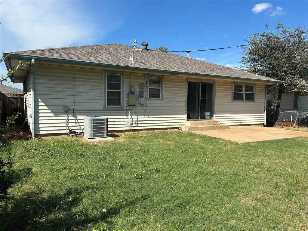 Photo 27 — 3208 N Warren Avenue, Oklahoma City, OK 73112