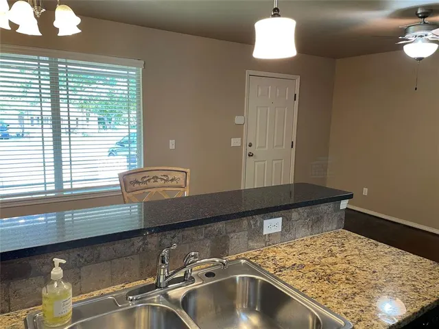 Photo 8 — 2940 NW 30th Street, Oklahoma City, OK 73112