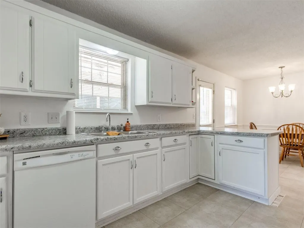 Photo 18 — 17091 Winding Creek Drive, Newalla, OK 74857