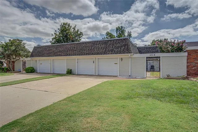 Photo 2 — 2516 NW 62nd Street 2516 and 2518, Oklahoma City, OK 73112