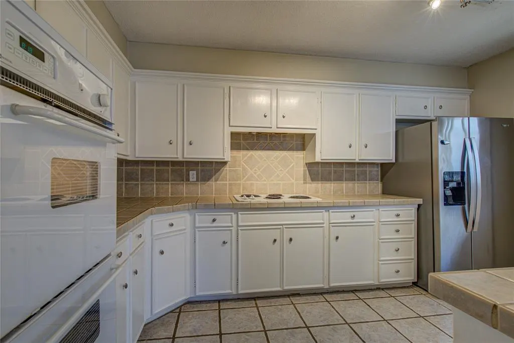 Photo 32 — 2516 NW 62nd Street 2516 and 2518, Oklahoma City, OK 73112