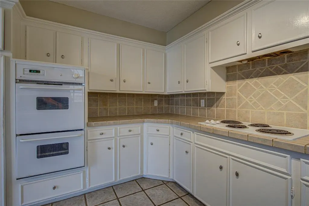 Photo 35 — 2516 NW 62nd Street 2516 and 2518, Oklahoma City, OK 73112