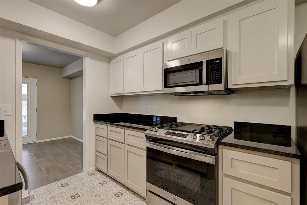 Front exterior — 2525 NW 62nd Street 103, Oklahoma City, OK 73112