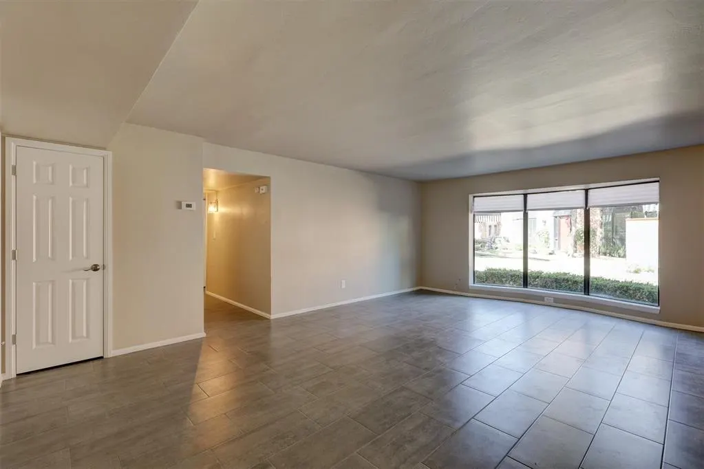 Photo 10 — 2525 NW 62nd Street 103, Oklahoma City, OK 73112