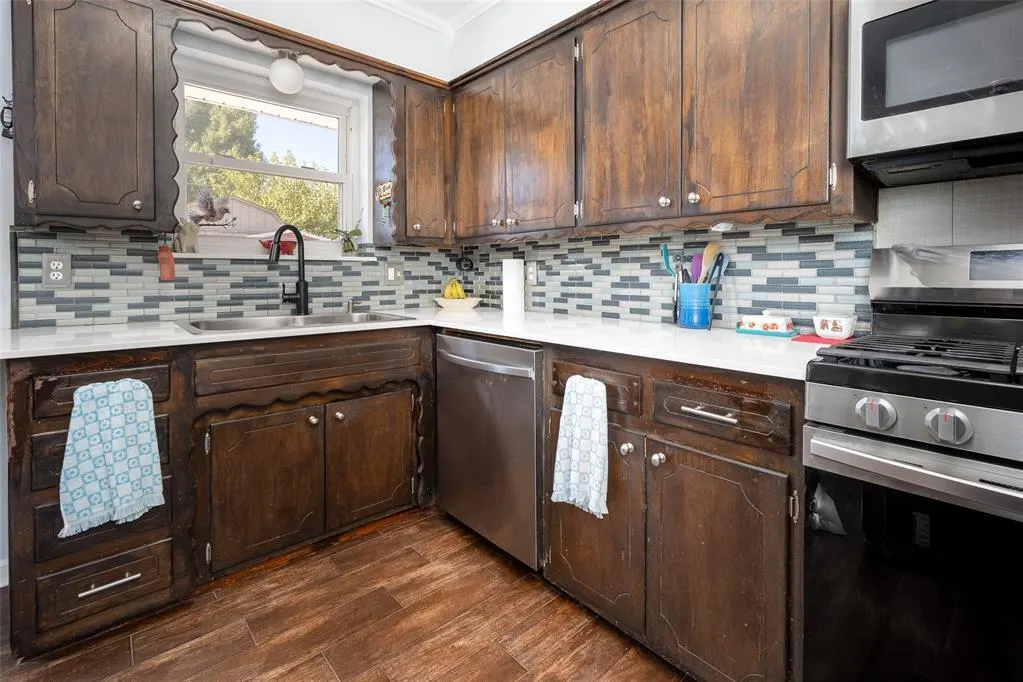 Photo 11 — 1609 N Kavel Drive, Oklahoma City, OK 73127