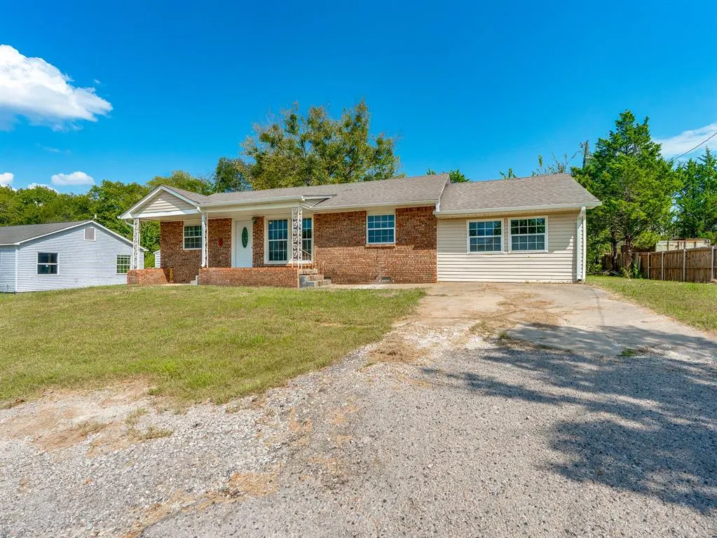 Front exterior — 1024 Hillside Drive, Ada, OK 74820