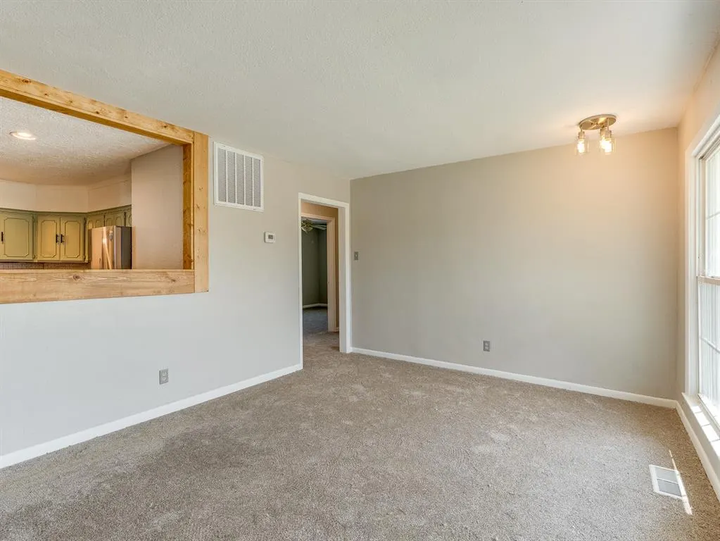 Photo 8 — 1024 Hillside Drive, Ada, OK 74820
