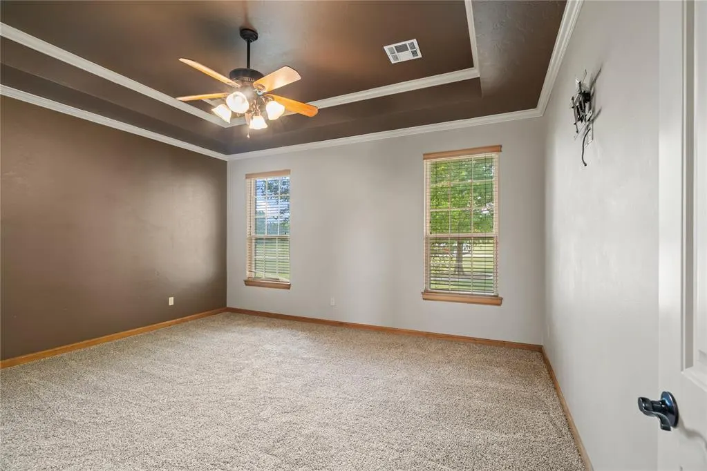 Photo 12 — 979 Sunflower Drive, Tuttle, OK 73089