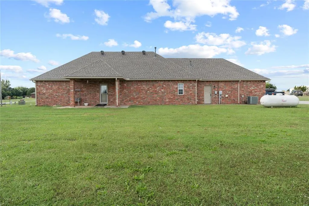 Photo 28 — 979 Sunflower Drive, Tuttle, OK 73089