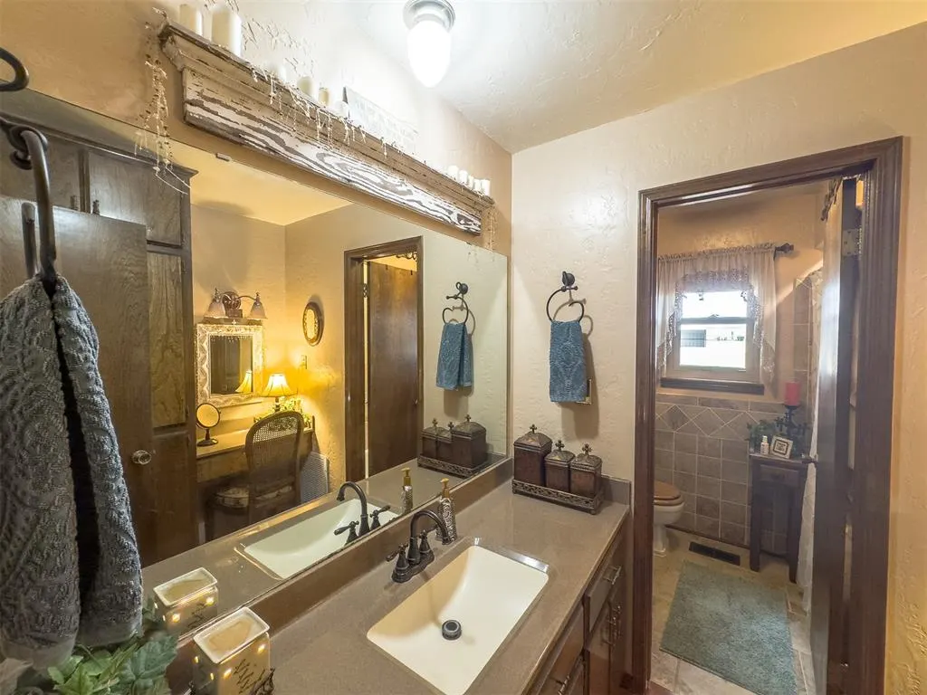Photo 33 — 12951 N County Road 3250, Pauls Valley, OK 73075