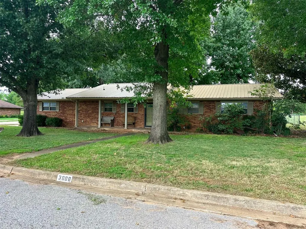 Front exterior — 3008 S Shady Lane Drive, Anadarko, OK 73005
