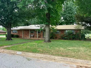 Sold home at 3008 S Shady Lane Drive