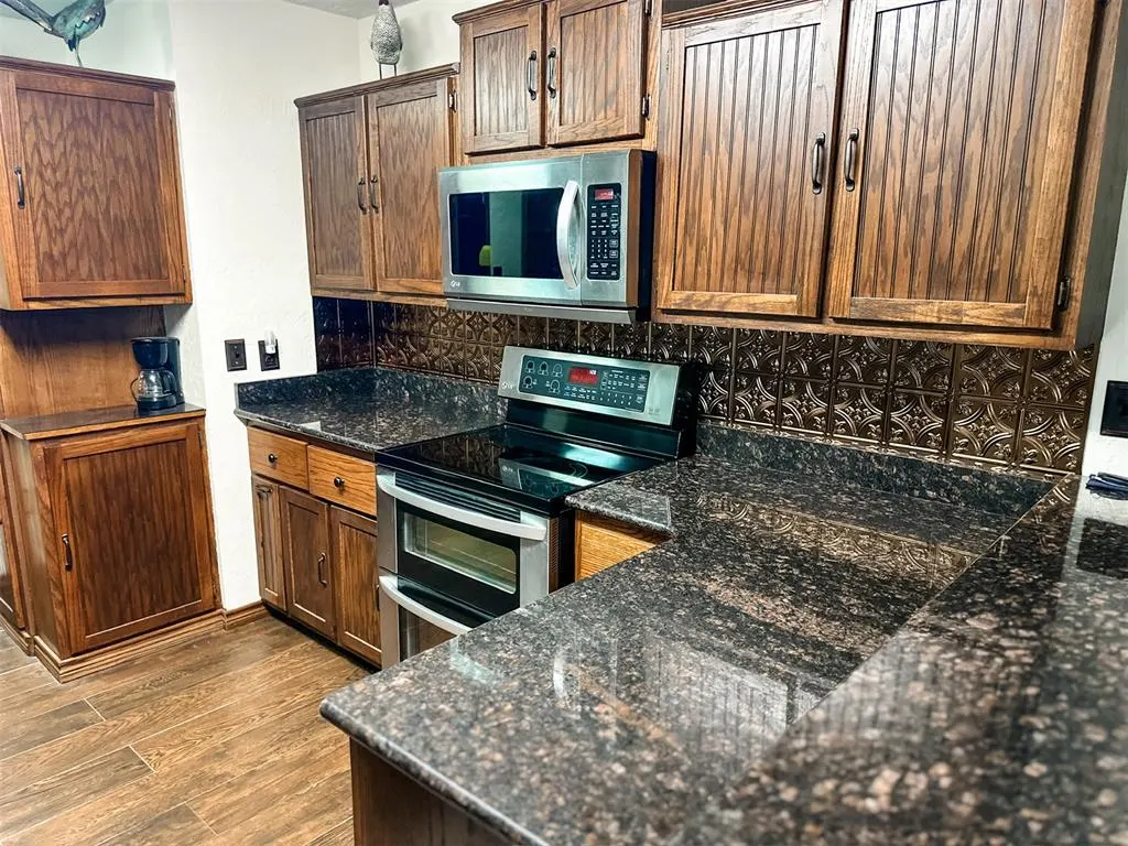 Photo 14 — 3008 S Shady Lane Drive, Anadarko, OK 73005