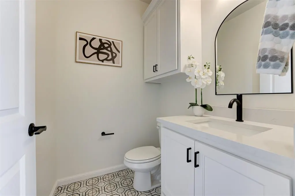 Photo 18 — 6760 Lakeview Court, Cashion, OK 73016