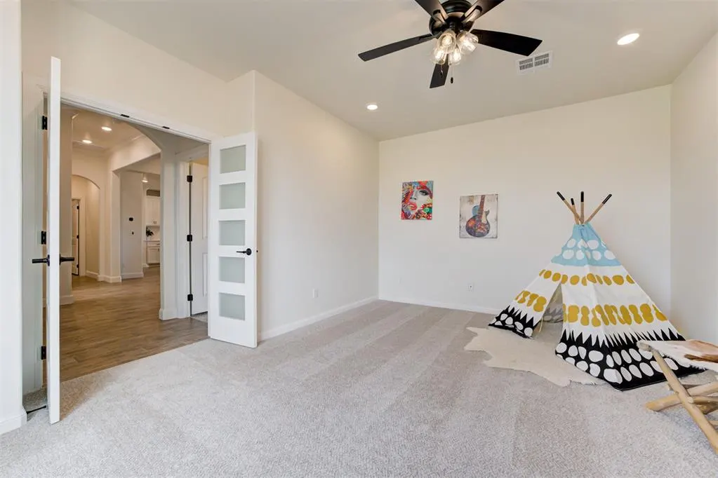 Photo 37 — 6760 Lakeview Court, Cashion, OK 73016