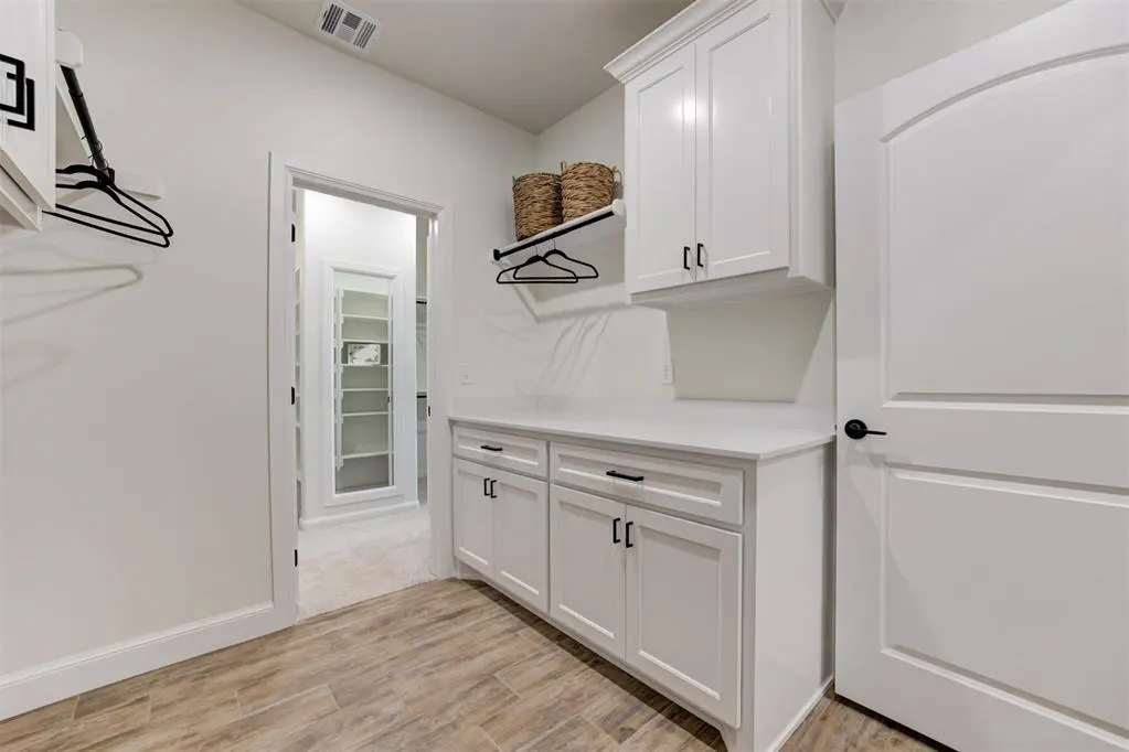 Photo 41 — 6760 Lakeview Court, Cashion, OK 73016