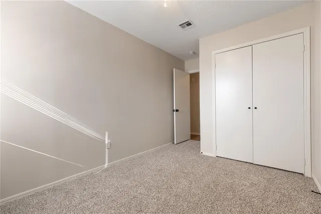 Photo 5 — 622 Peppertree Lane, Midwest City, OK 73110