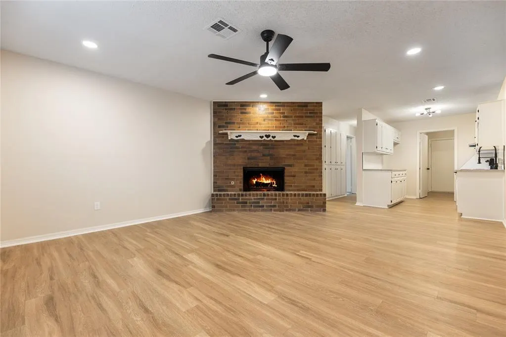Photo 13 — 622 Peppertree Lane, Midwest City, OK 73110
