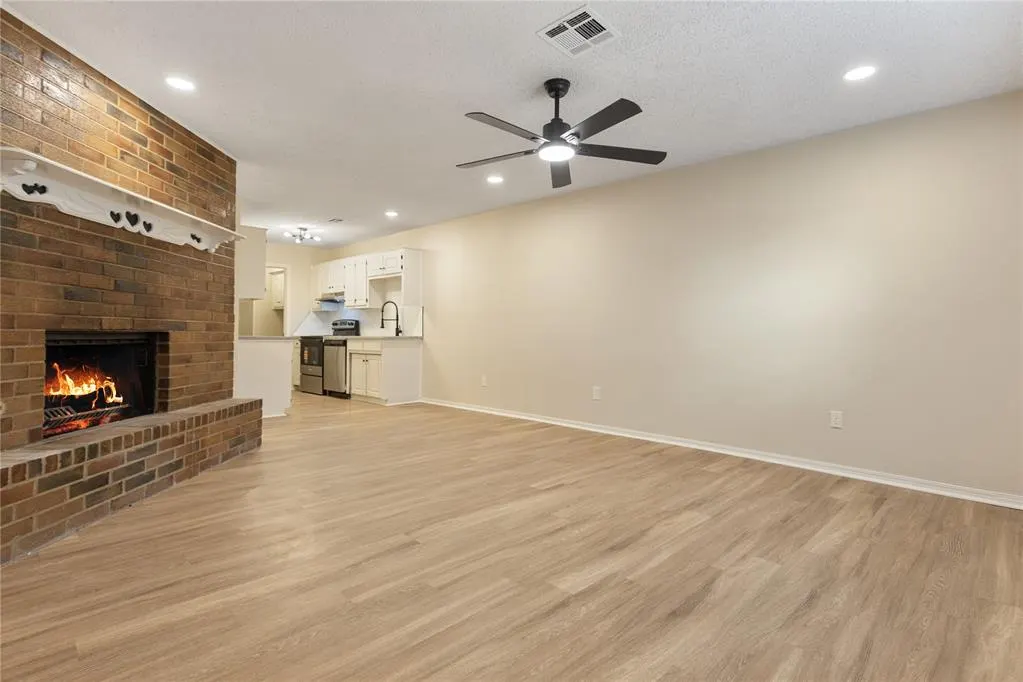 Photo 16 — 622 Peppertree Lane, Midwest City, OK 73110
